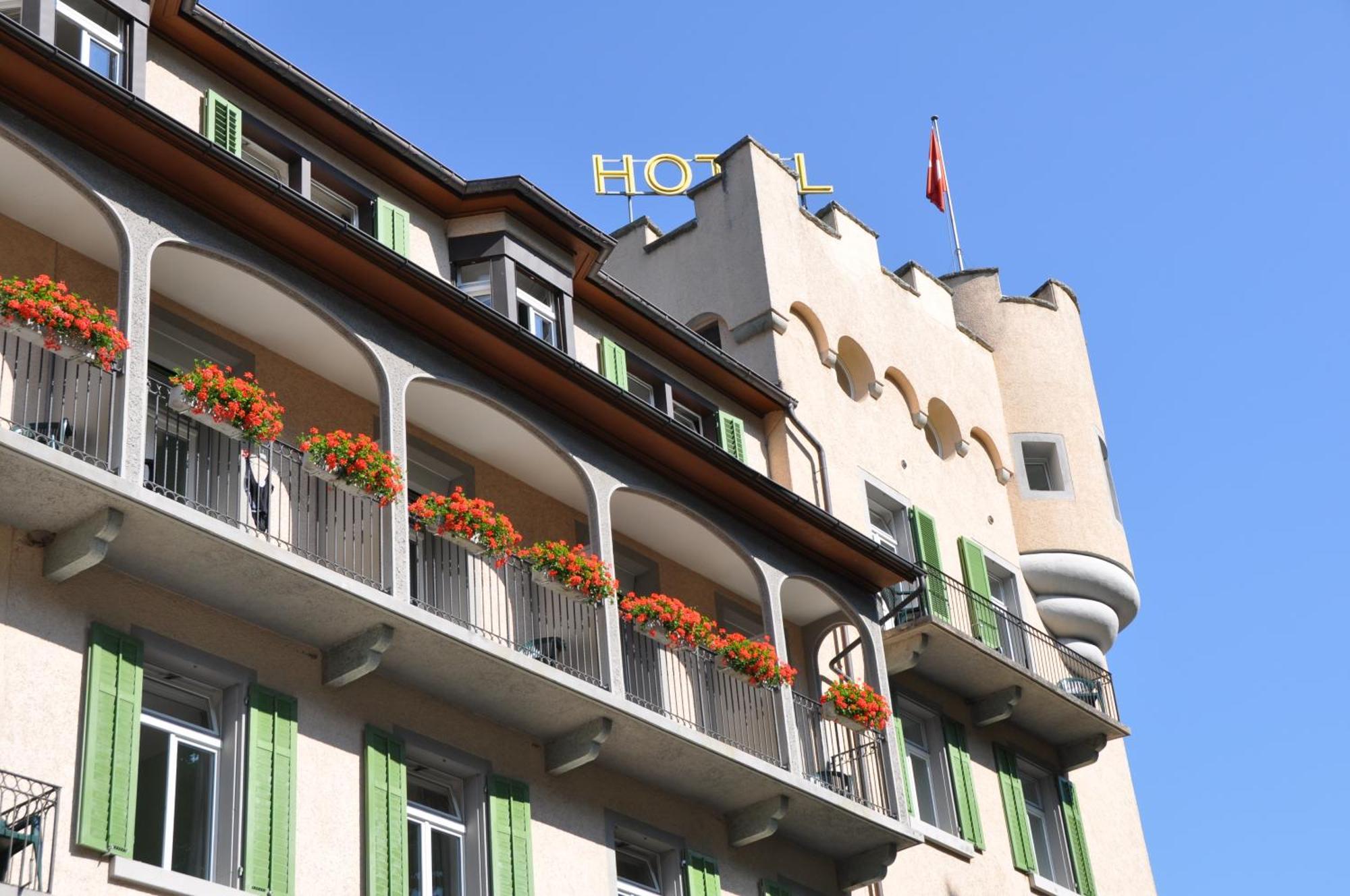 Hotel Fravi Андер Екстер'єр фото